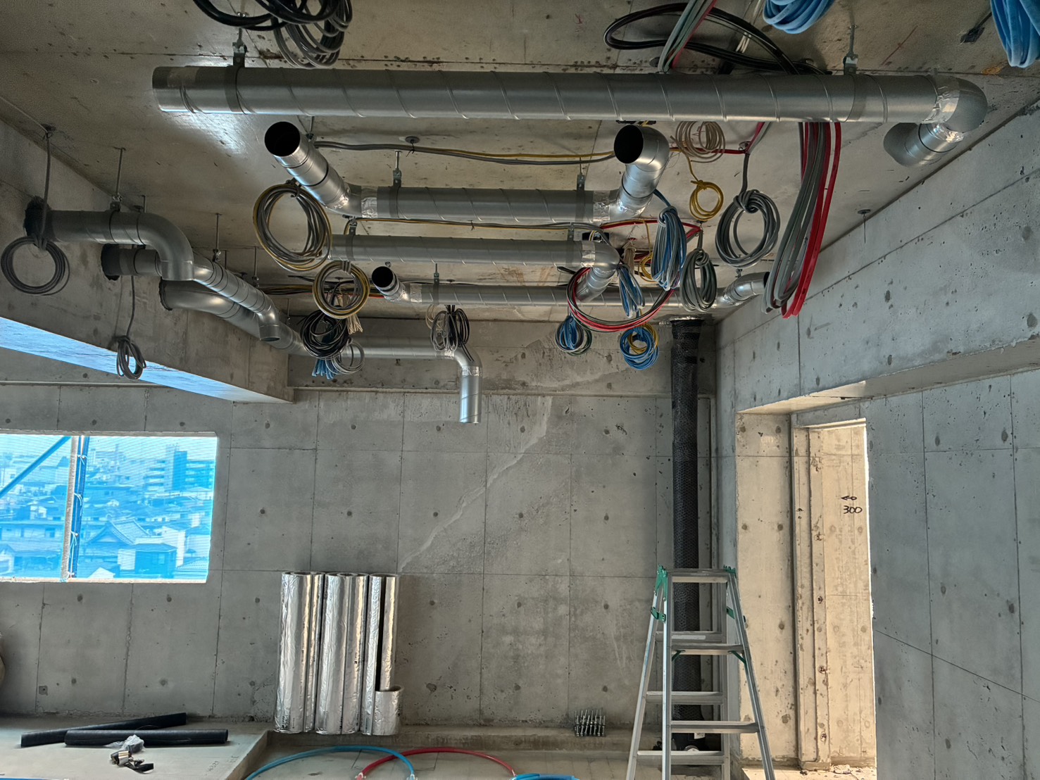 2. 空調換気設備工事